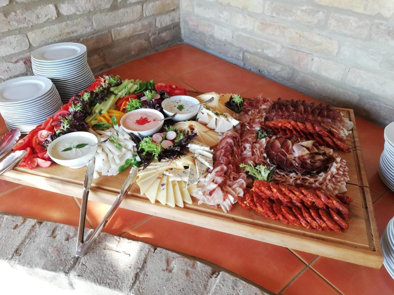 St Peter Vini Hotel Svaty Peter Bagian luar foto